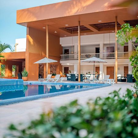 Hotel Ixzi Plus Ixtapa  Zewnętrze zdjęcie