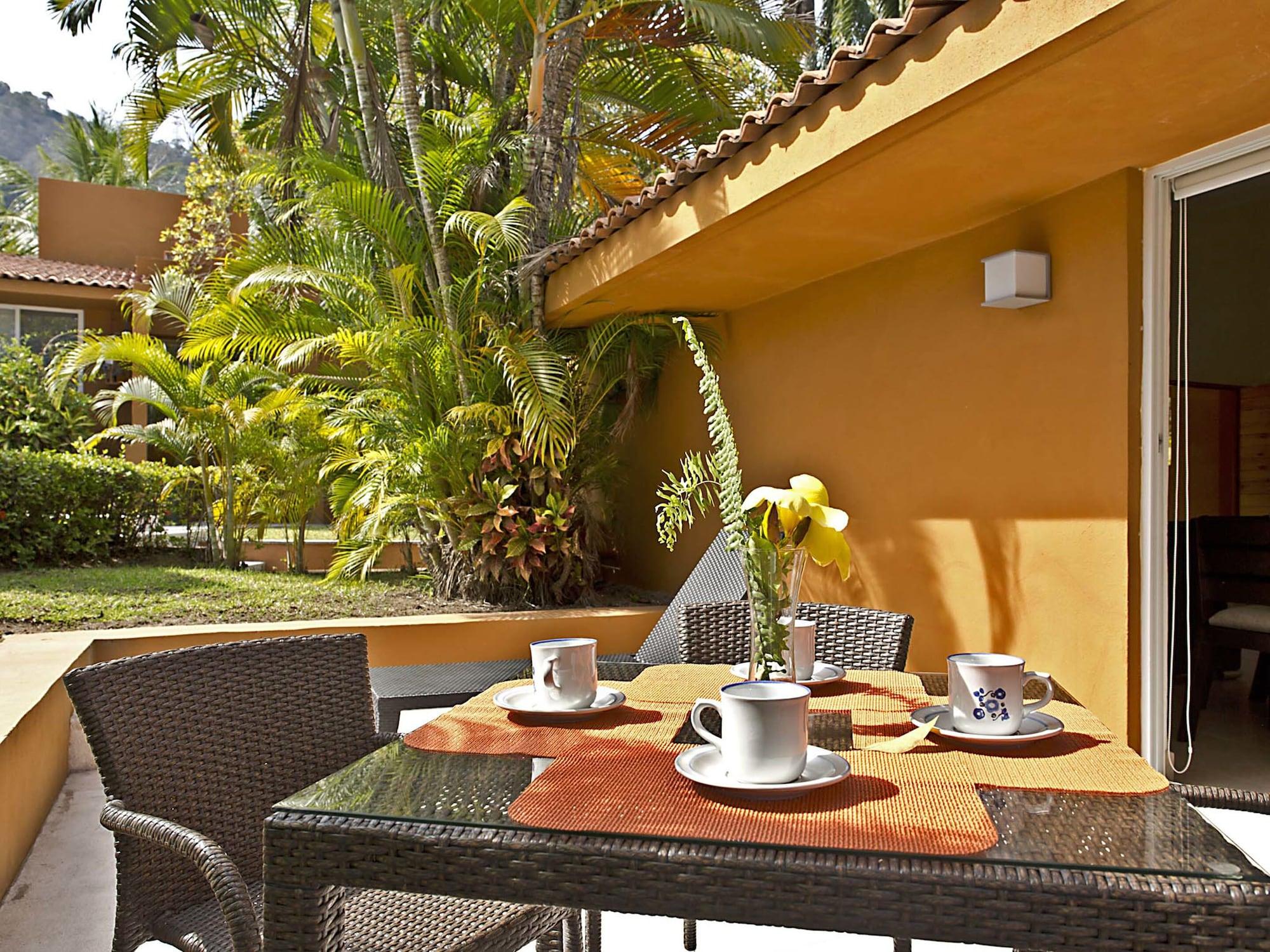Hotel Ixzi Plus Ixtapa  Zewnętrze zdjęcie