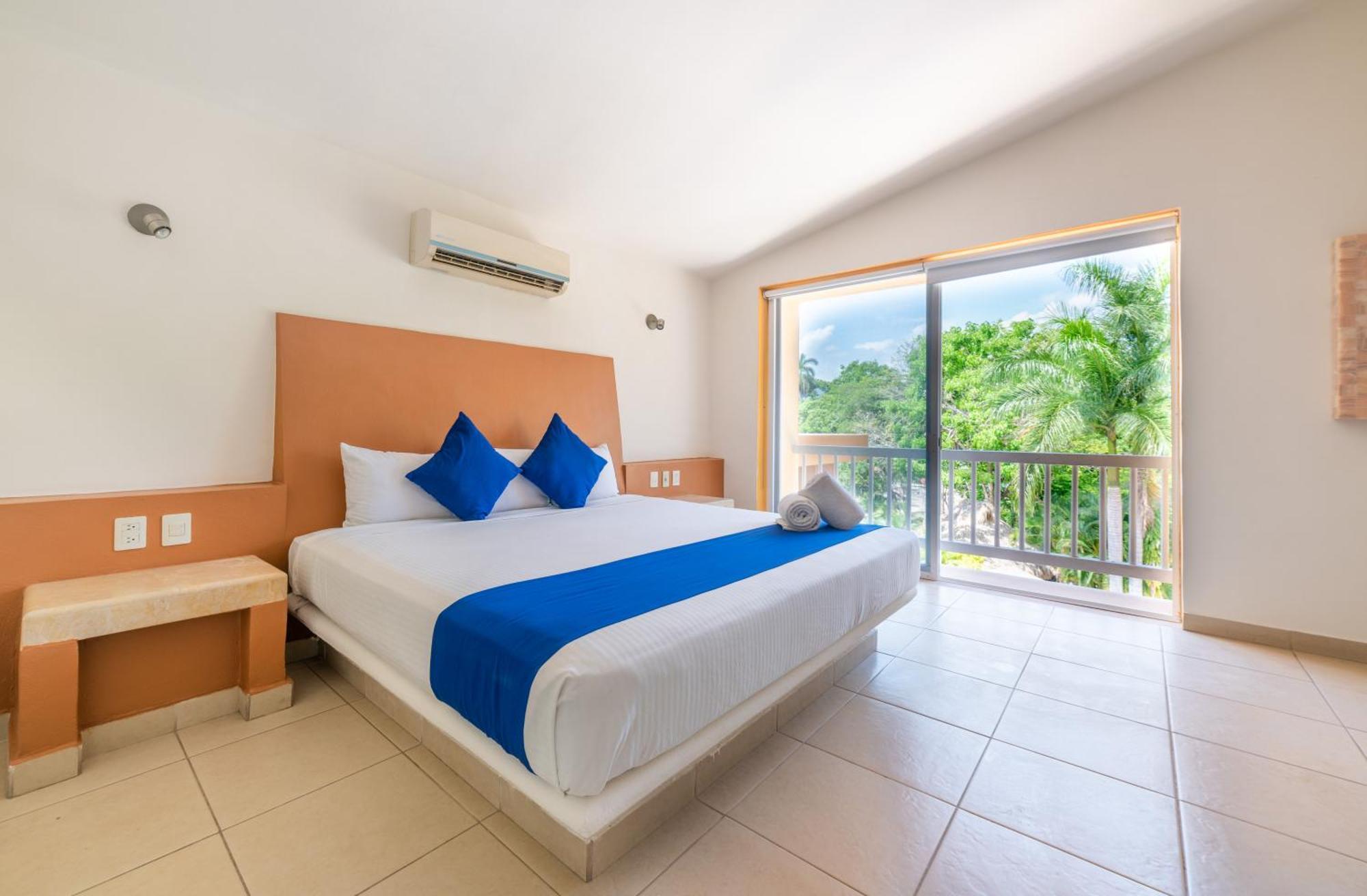 Hotel Ixzi Plus Ixtapa  Zewnętrze zdjęcie