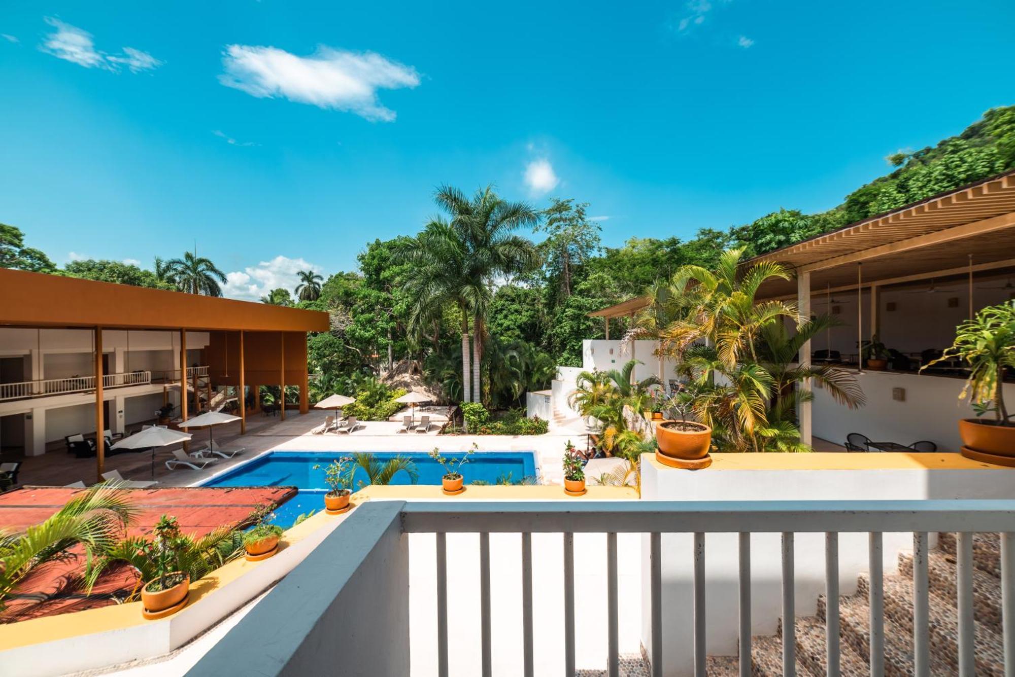 Hotel Ixzi Plus Ixtapa  Zewnętrze zdjęcie