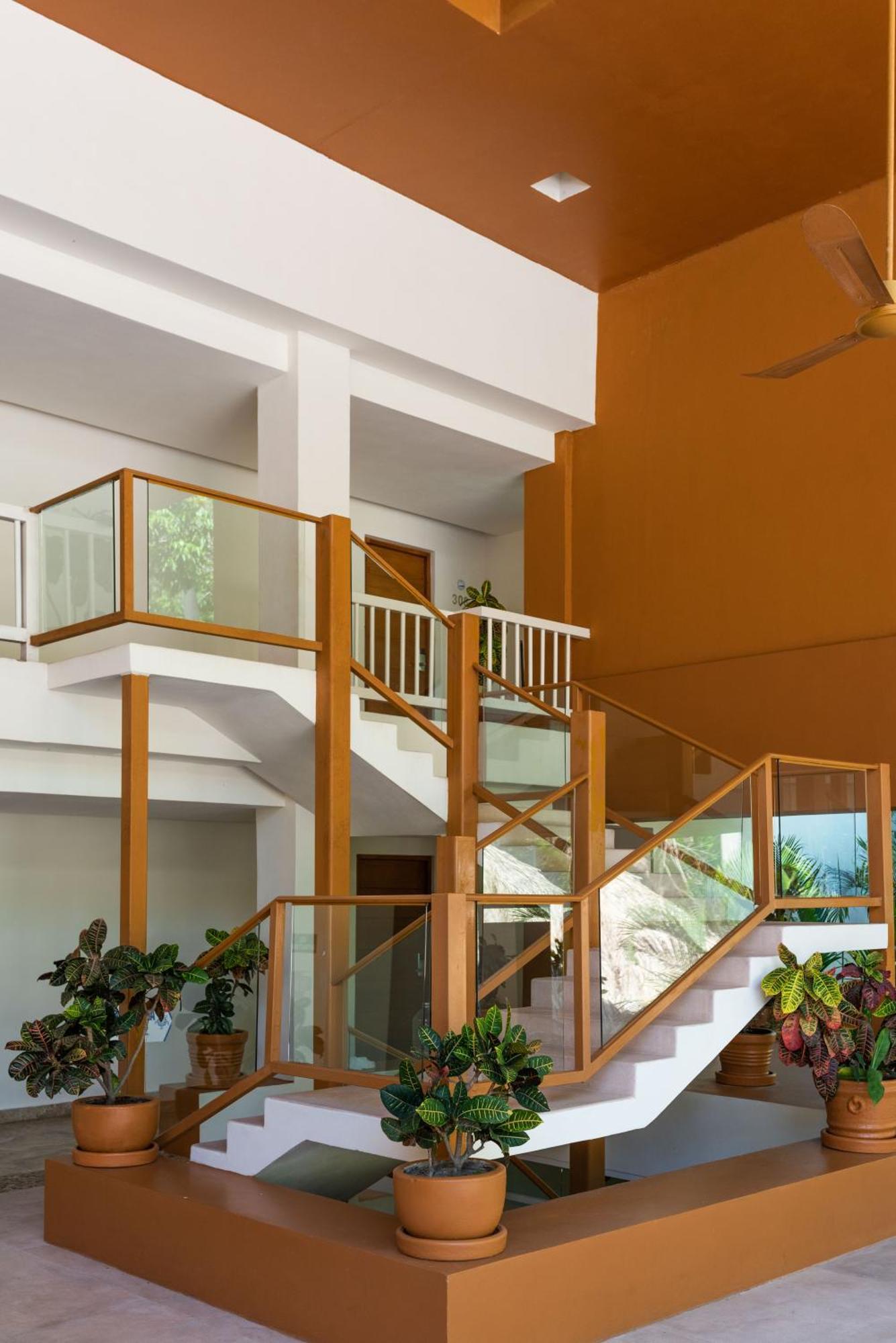 Hotel Ixzi Plus Ixtapa  Zewnętrze zdjęcie