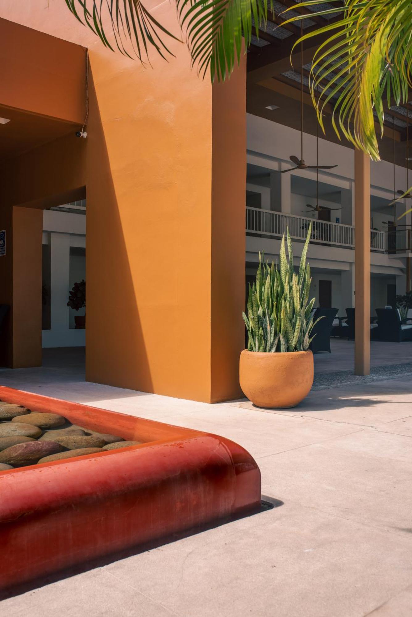 Hotel Ixzi Plus Ixtapa  Zewnętrze zdjęcie