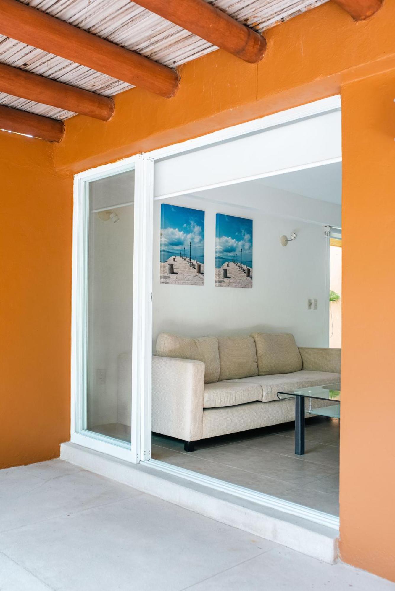 Hotel Ixzi Plus Ixtapa  Zewnętrze zdjęcie