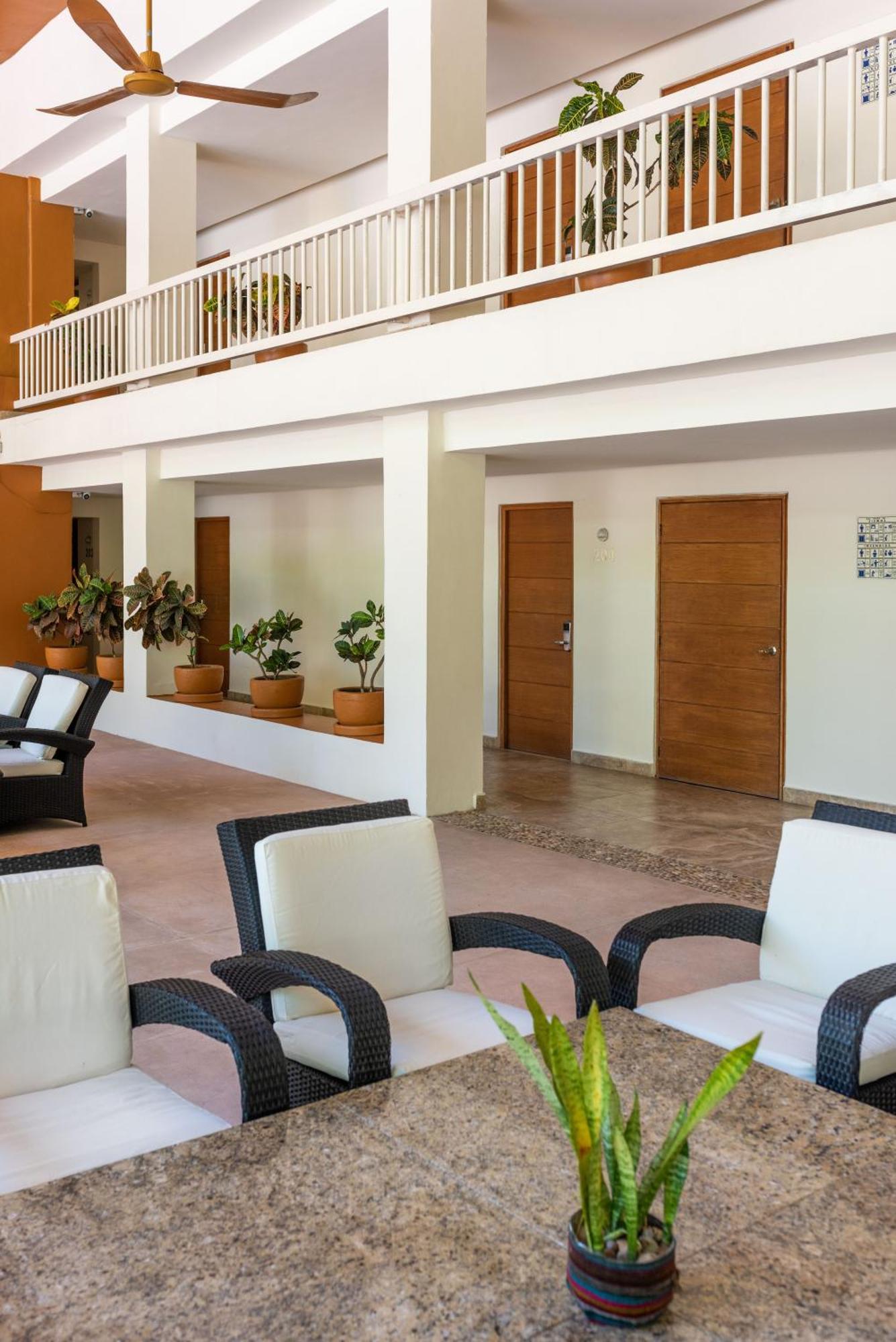 Hotel Ixzi Plus Ixtapa  Zewnętrze zdjęcie